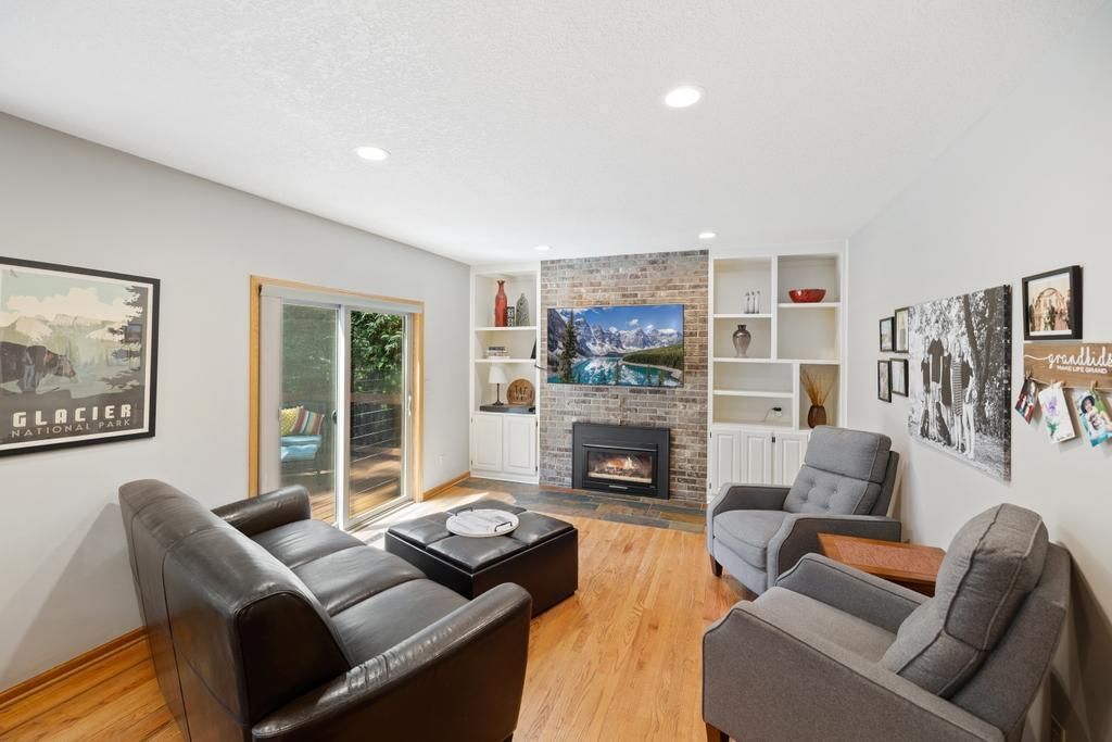 467 Glenmar Avenue, Mahtomedi, MN 55115