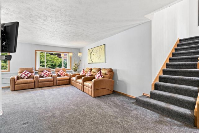 8103 E Elde Dr, Spokane, WA 99212