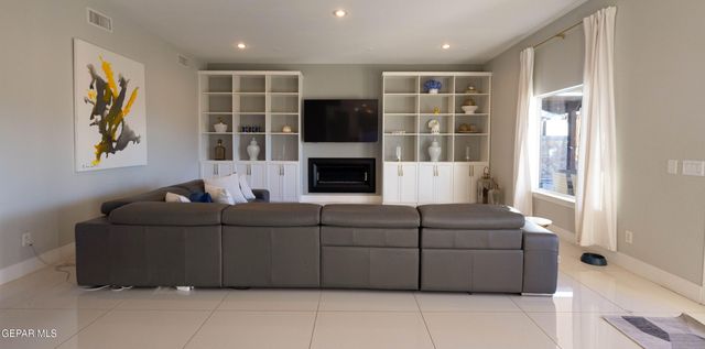 1297 Cypress Ridge Drive, El Paso, TX 79912