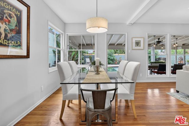 5844 Murietta Avenue, Los Angeles, CA 91401