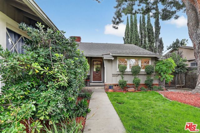 5844 Murietta Avenue, Los Angeles, CA 91401