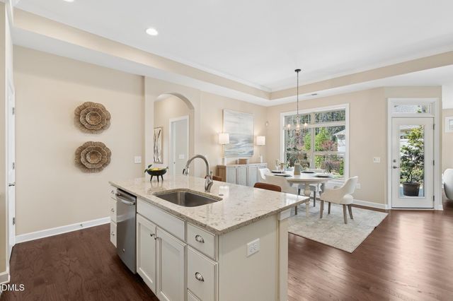 1443 Abbotsford Way, Cary, NC 27519