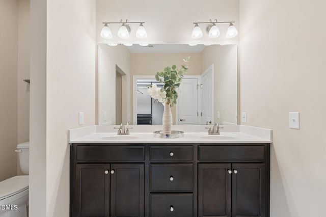 1443 Abbotsford Way, Cary, NC 27519