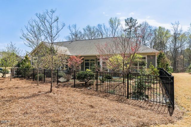 1443 Abbotsford Way, Cary, NC 27519
