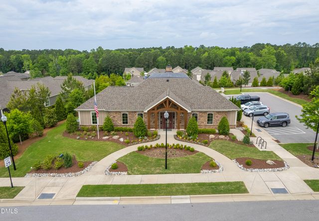 1443 Abbotsford Way, Cary, NC 27519