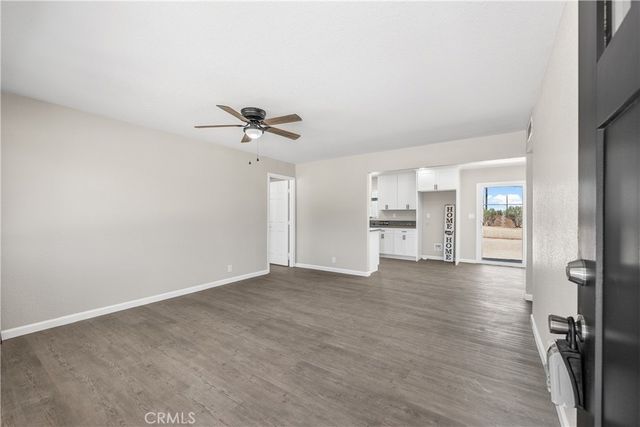 15992 Lawrence Drive, Mojave, CA 93501