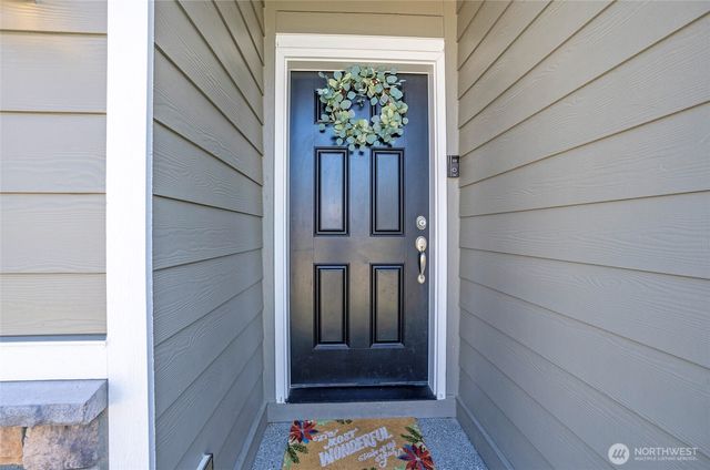 19107 Lipoma Avenue E, Puyallup, WA 98374