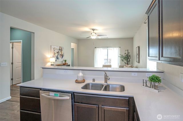 19107 Lipoma Avenue E, Puyallup, WA 98374