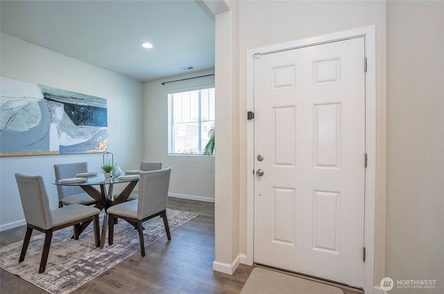 19107 Lipoma Avenue E, Puyallup, WA 98374