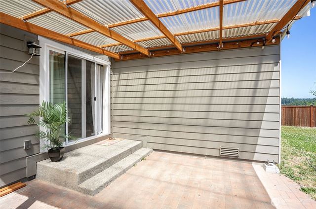 19107 Lipoma Avenue E, Puyallup, WA 98374