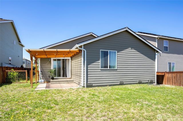 19107 Lipoma Avenue E, Puyallup, WA 98374