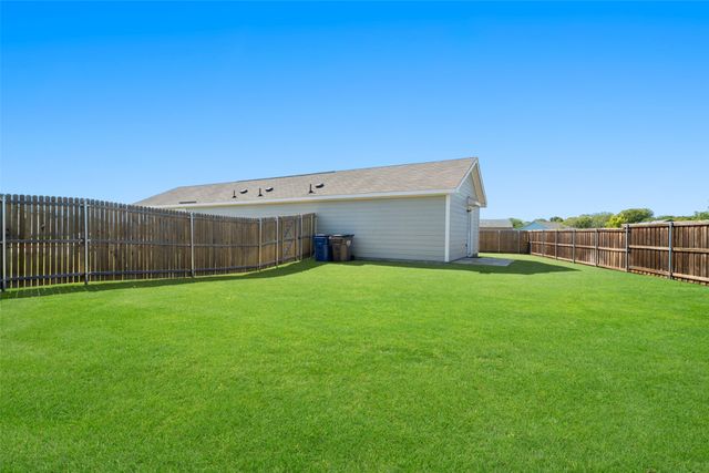 250 Herman Lane, Princeton, TX 75407