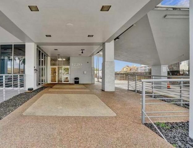 1720 Harrison Street 15a, Hollywood, FL 33020