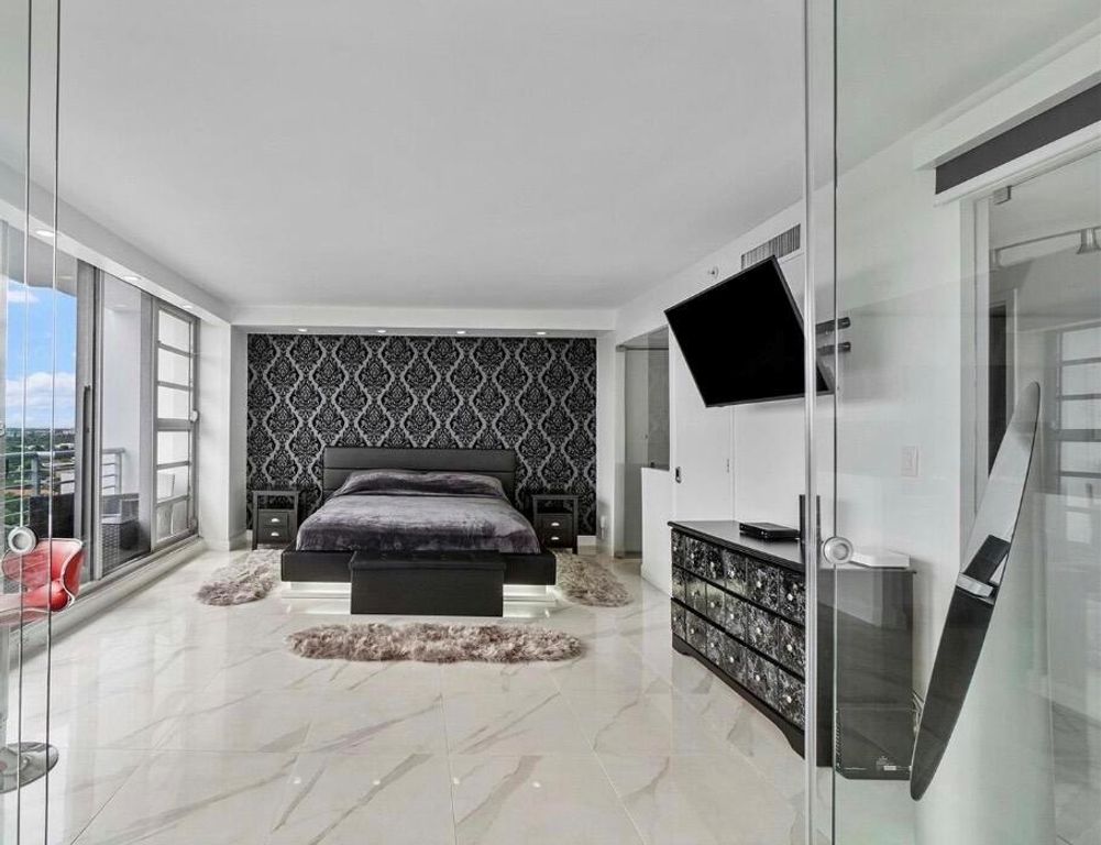1720 Harrison Street 15a, Hollywood, FL 33020