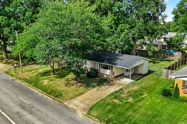 304 N Ella Street, Searcy, AR 72143