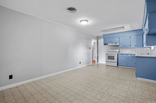 304 N Ella Street, Searcy, AR 72143