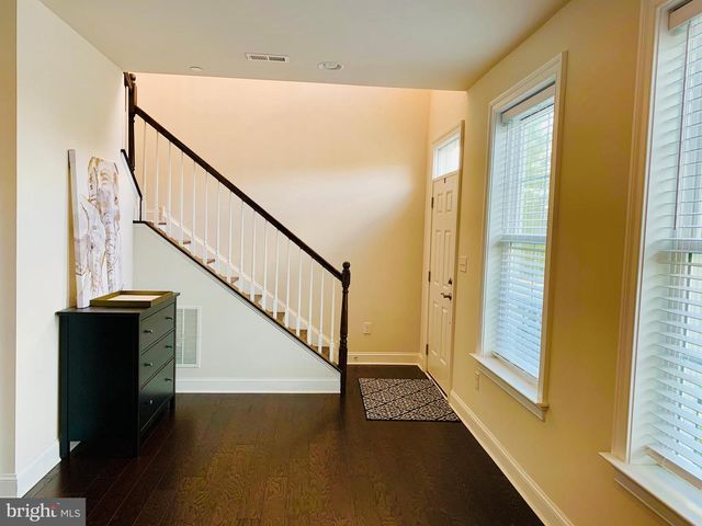 102 AGNES GRACE LN #13, Wayne, PA 19087