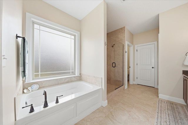 213 Creekside Farms Way, Duncan, SC 29334