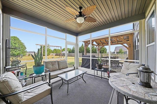 213 Creekside Farms Way, Duncan, SC 29334