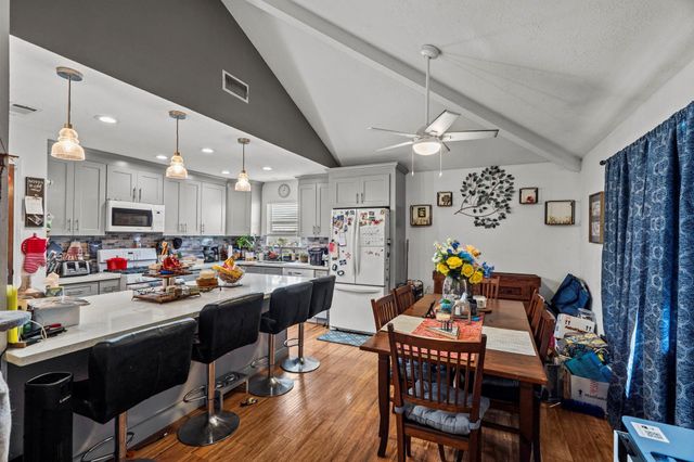 2222 57th Street, Galveston, TX 77551