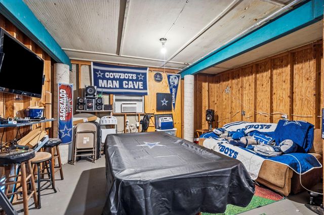 2222 57th Street, Galveston, TX 77551