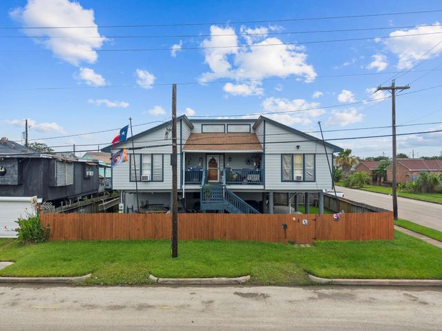 2222 57th Street, Galveston, TX 77551