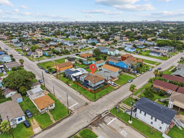 2222 57th Street, Galveston, TX 77551