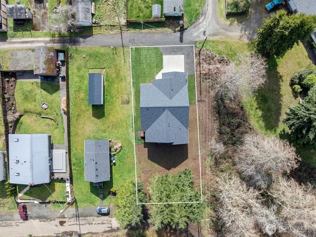 429 W Pine Street, Mccleary, WA 98557