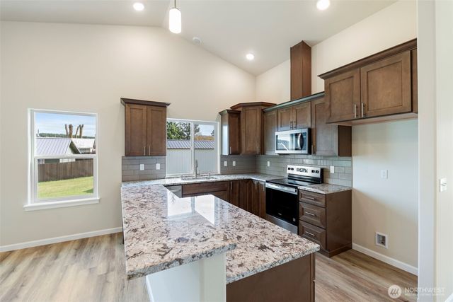 429 W Pine Street, Mccleary, WA 98557