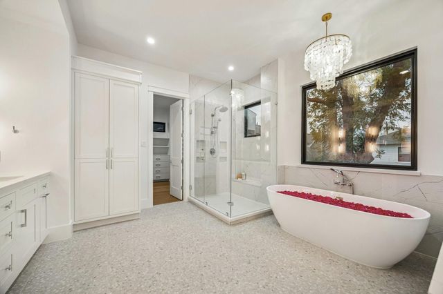 1204 W Drew Street, Houston, TX 77006