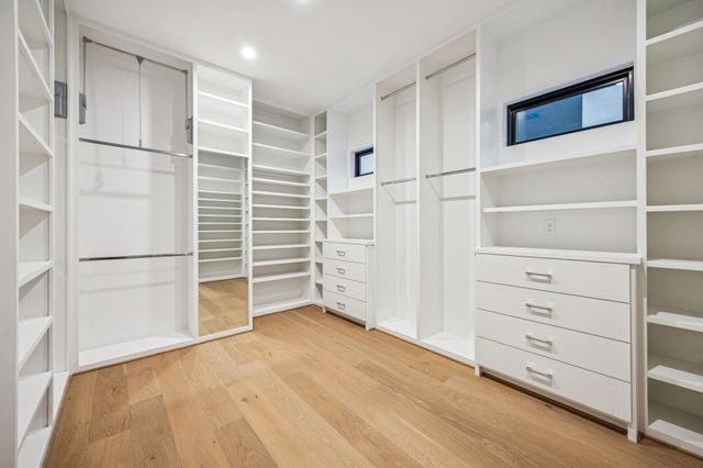 1204 W Drew Street, Houston, TX 77006