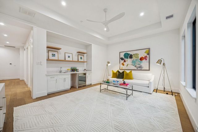 1204 W Drew Street, Houston, TX 77006