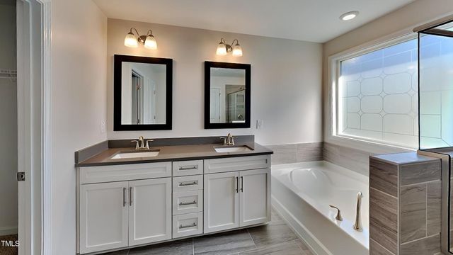 2214 Sugar Cone Way, Fuquay Varina, NC 27526