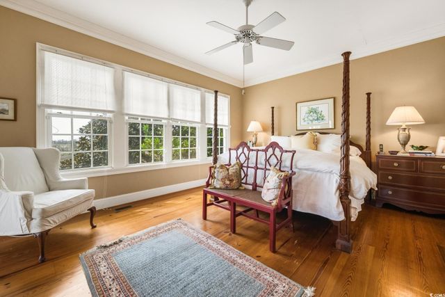 160 Colony Point Dr., Georgetown, SC 29440