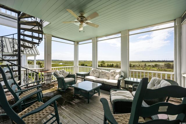 160 Colony Point Dr., Georgetown, SC 29440