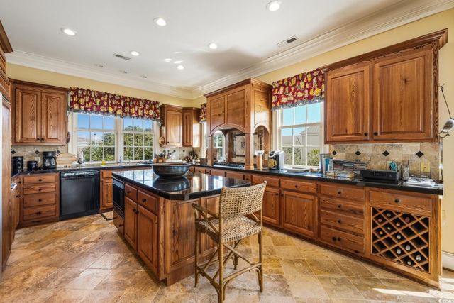 160 Colony Point Dr., Georgetown, SC 29440