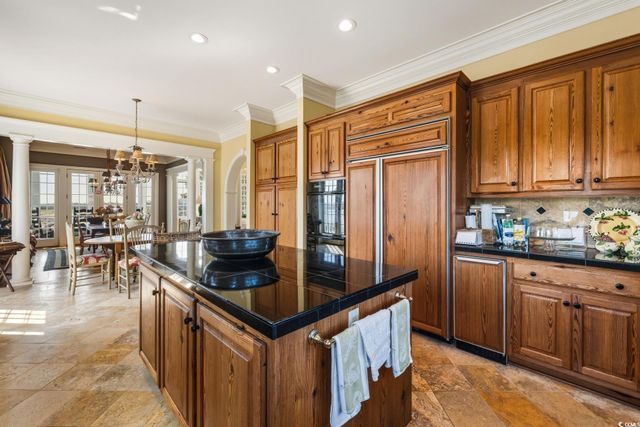 160 Colony Point Dr., Georgetown, SC 29440