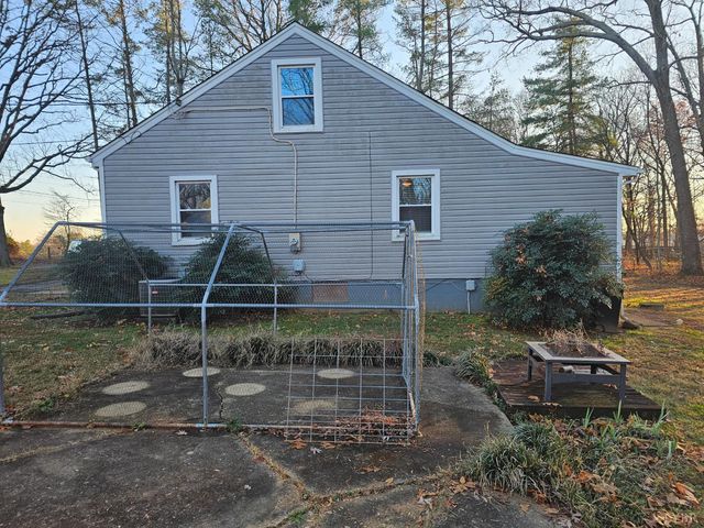 5393 Thomas Jefferson Road, Forest, VA 24551