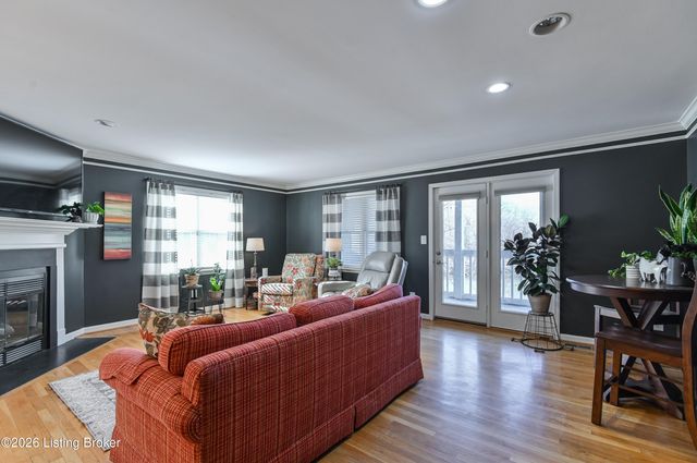 7005 Harrods Landing Dr, Prospect, KY 40059