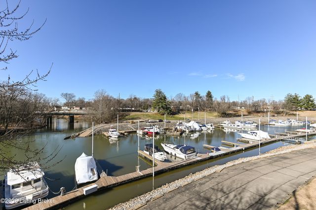 7005 Harrods Landing Dr, Prospect, KY 40059