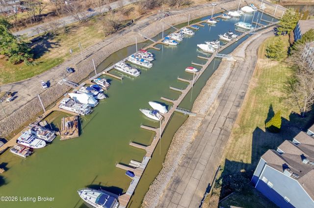 7005 Harrods Landing Dr, Prospect, KY 40059