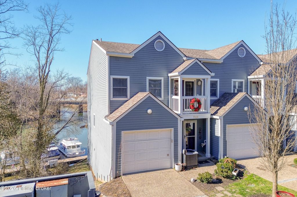 7005 Harrods Landing Dr, Prospect, KY 40059