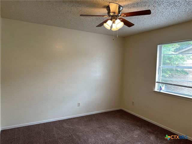 1804 Hill Street, Killeen, TX 76543