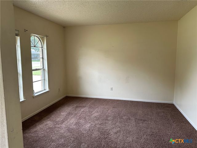 1804 Hill Street, Killeen, TX 76543