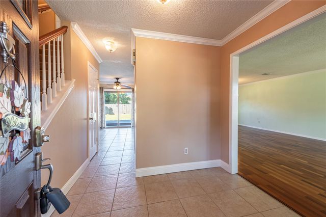 115 Coral Bay Drive, League City, TX 77573