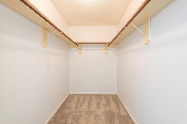 115 Coral Bay Drive, League City, TX 77573