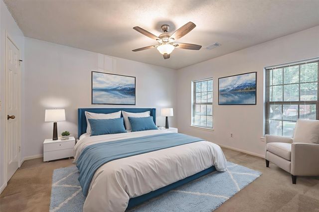 115 Coral Bay Drive, League City, TX 77573