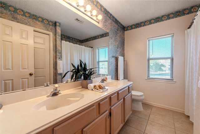 115 Coral Bay Drive, League City, TX 77573