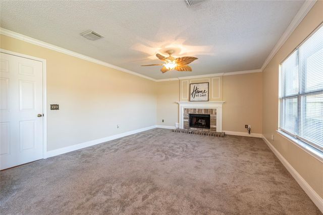 115 Coral Bay Drive, League City, TX 77573