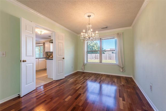 115 Coral Bay Drive, League City, TX 77573